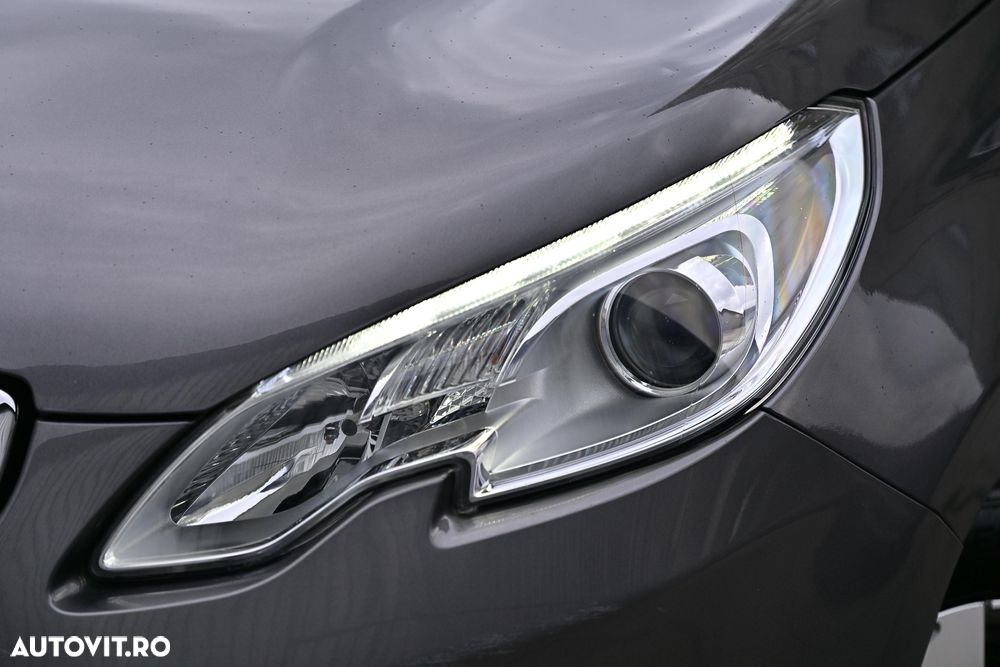 Peugeot 2008 82 VTI Allure - 7