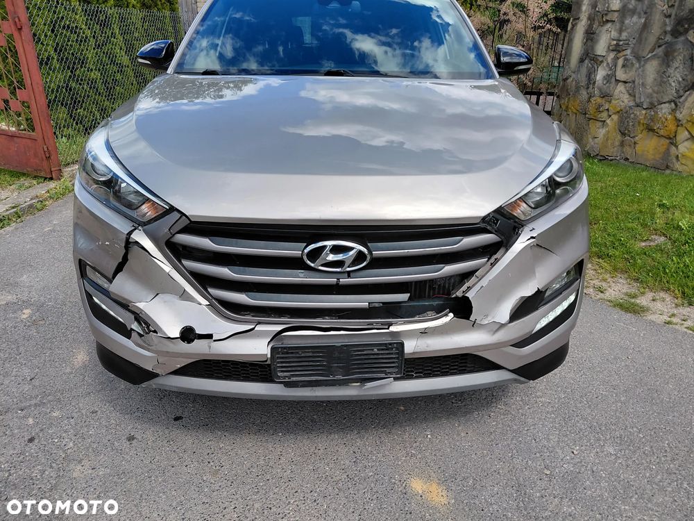 Hyundai Tucson 1.7 CRDI BlueDrive GO 2WD - 8