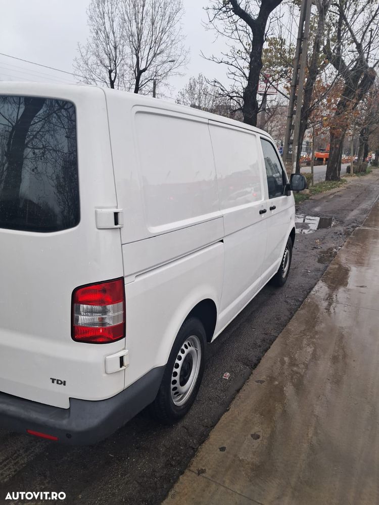 Volkswagen Transporter - 3