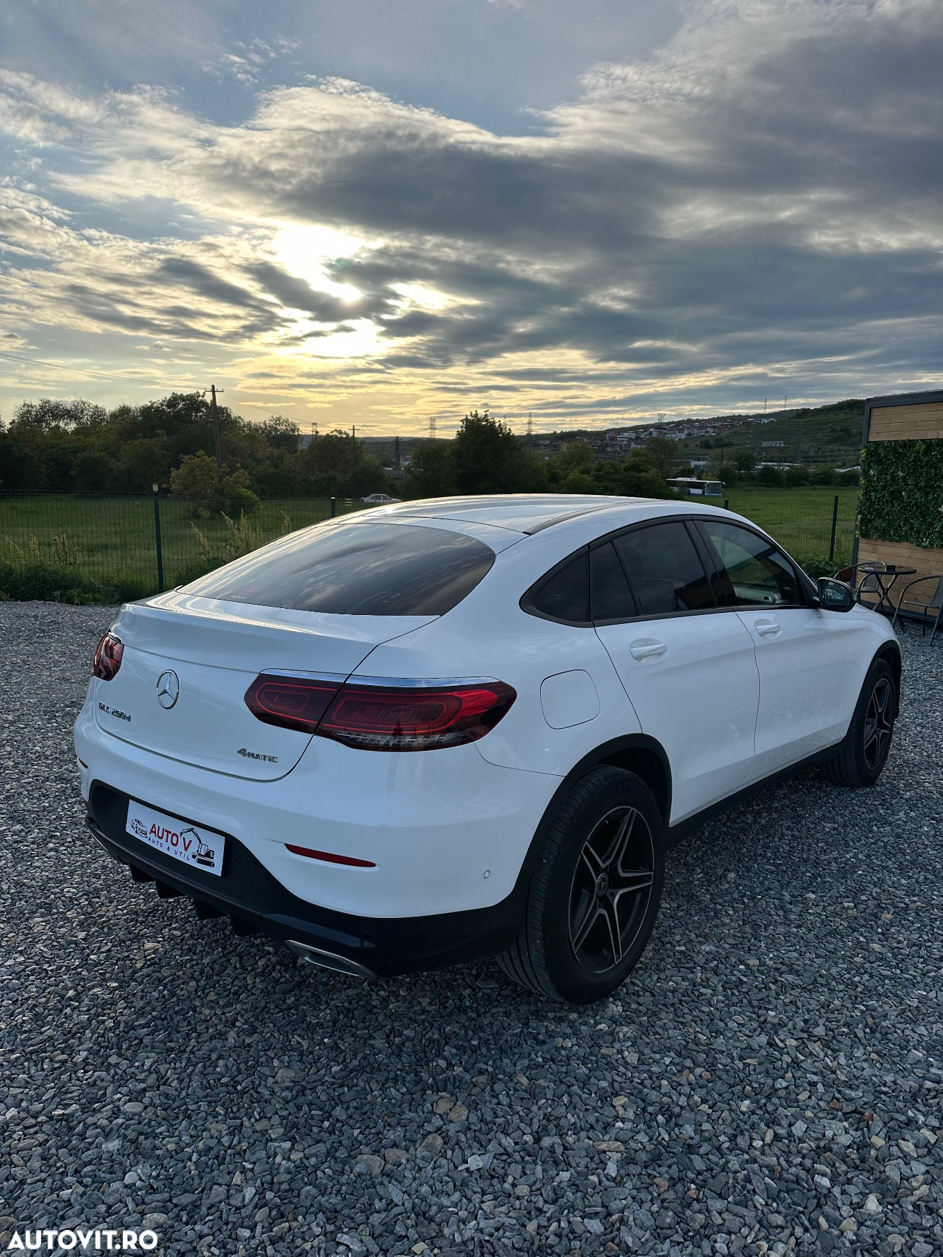 Mercedes-Benz GLC Coupe 200 d 4Matic 9G-TRONIC AMG Line Plus - 7