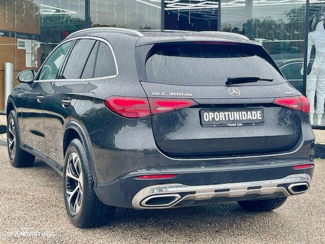 Mercedes-Benz GLC 300 de 4Matic - 21