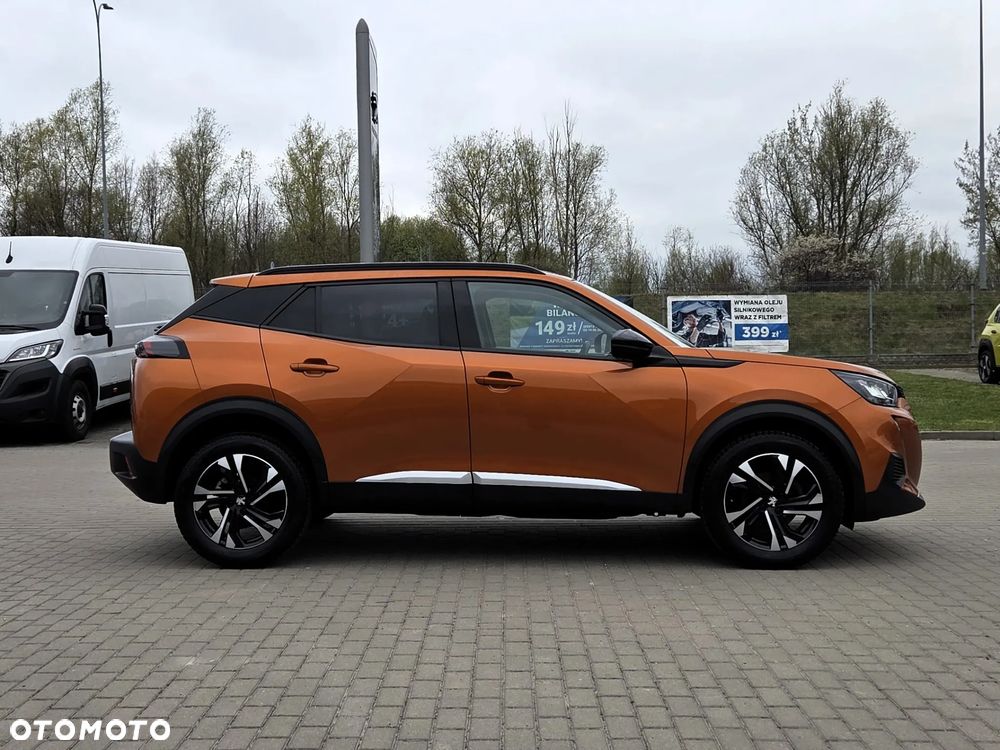 Peugeot 2008 PureTech 100 Allure S&S BVM6 - 4