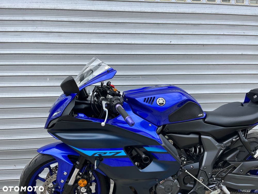 Yamaha YZF - 38
