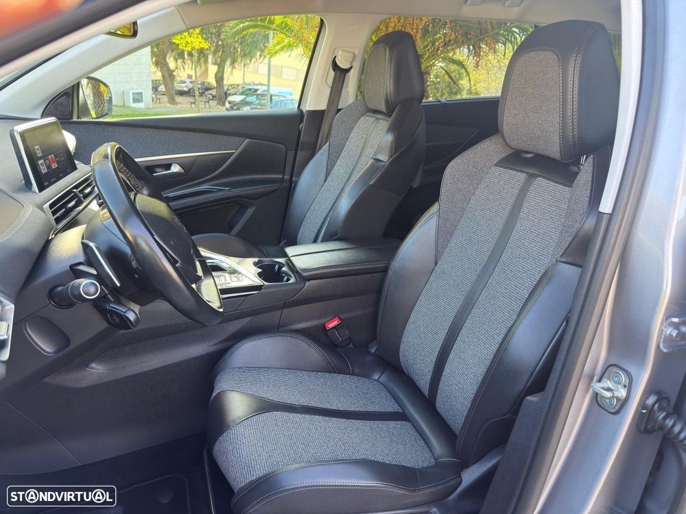 Peugeot 5008 1.5 BlueHDi Allure Pack EAT8 - 8