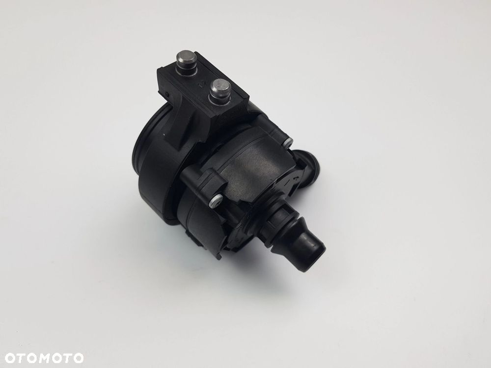 Dodatkowa Pompa Pompka wody BMW F20 F30 G20 G30 2.0 8605322 - 6