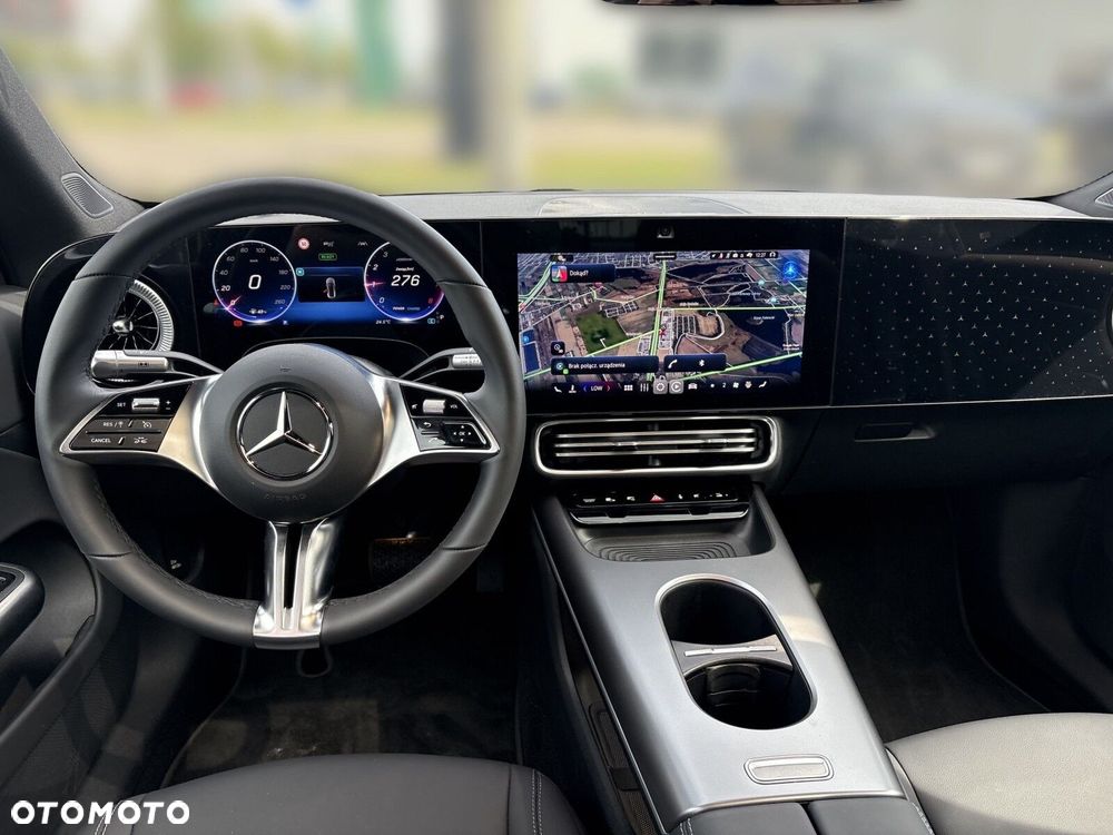 Mercedes-Benz CLA - 12