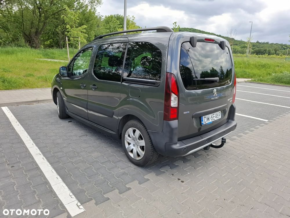 Peugeot Partner 1.6 BlueHDi Outdoor S&S - 2