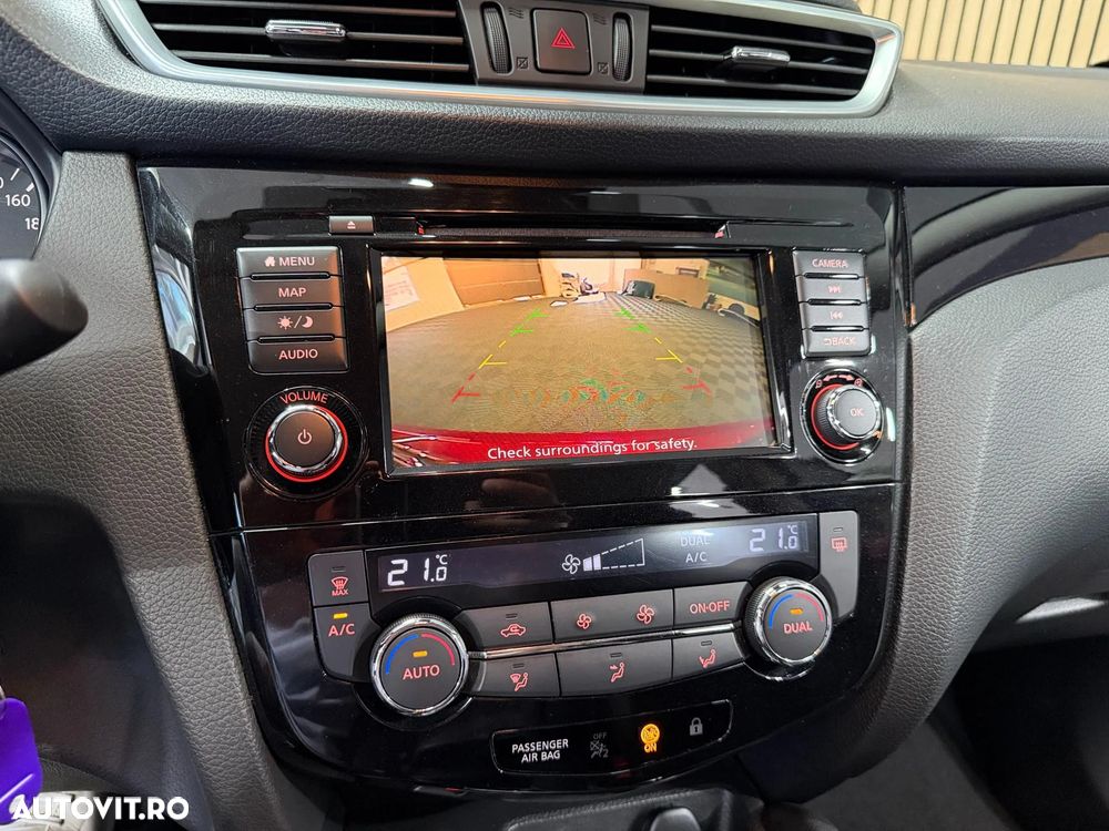 Nissan Qashqai 1.5 DCI DCT ACENTA - 8