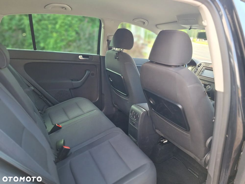 Volkswagen Golf Plus 1.2 TSI DSG Team - 18