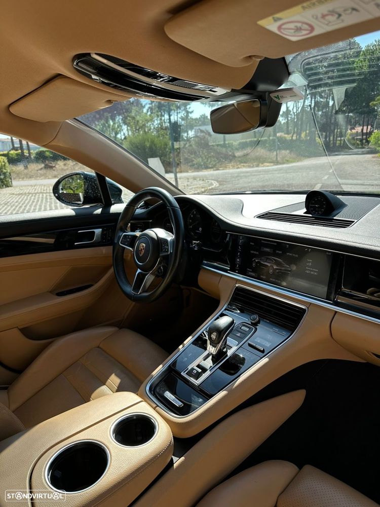 Porsche Panamera - 11