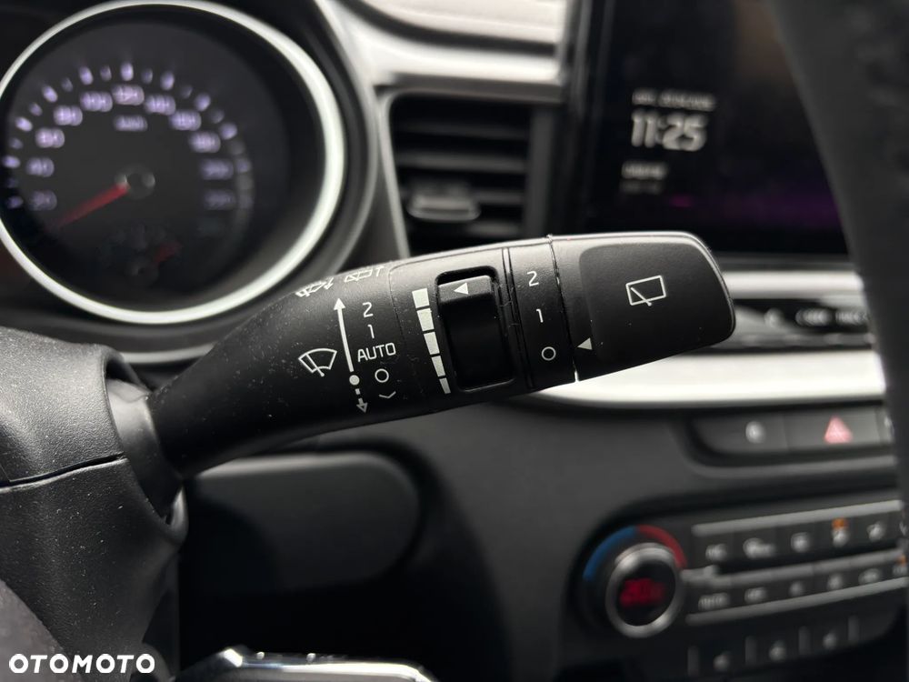 Kia Ceed 1.5 T-GDI M - 14