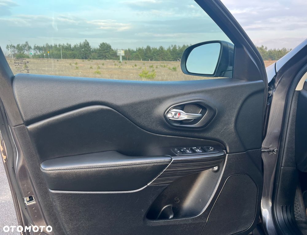 Jeep Cherokee 3.2 V6 Pentastar Active Drive I Automatik Limited - 14