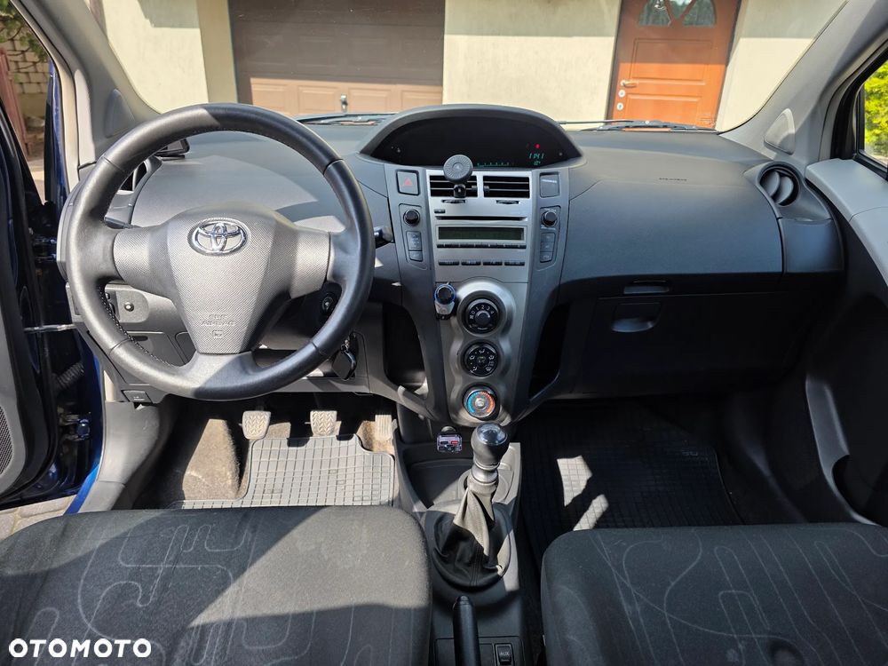 Toyota Yaris 1.4 D-4D Luna A/C - 6