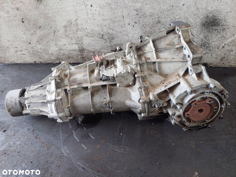 SKRZYNIA BIEGÓW USZKODZONA AUDI Q5 8R 2.0 TDI QUATTRO KWT 0B4301453C - 1