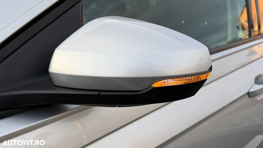 Volkswagen Polo 1.0 TSI DSG Life - 22