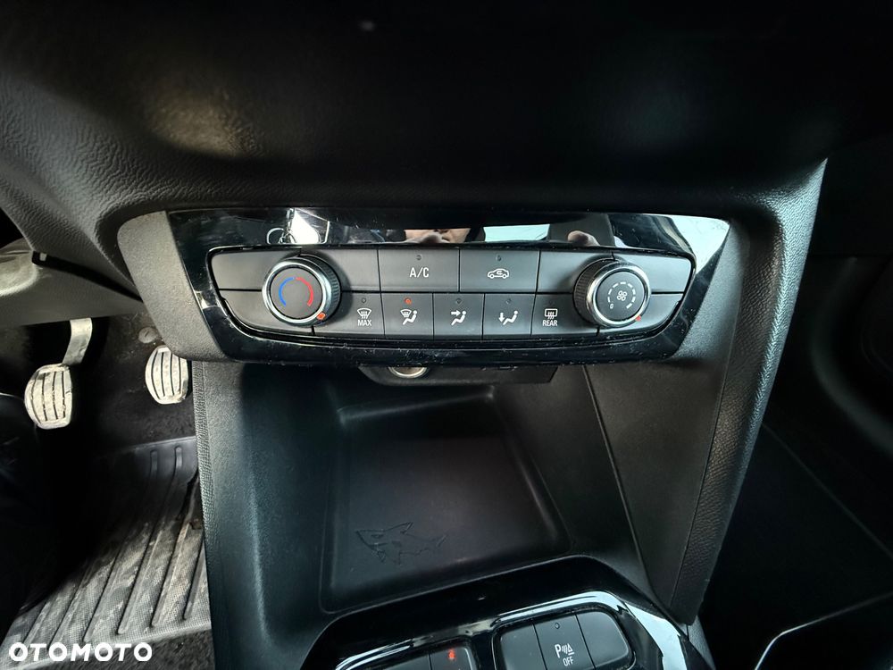 Opel Corsa 1.2 Direct Injection Turbo Start/Stop Ultimate - 21