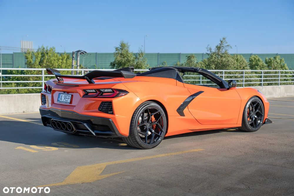 Chevrolet Corvette - 9