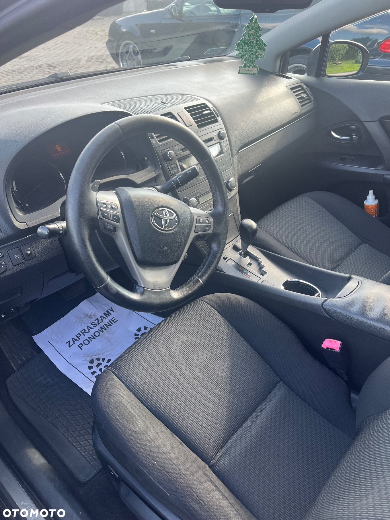 Toyota Avensis 2.2 D-4D Platinium - 4
