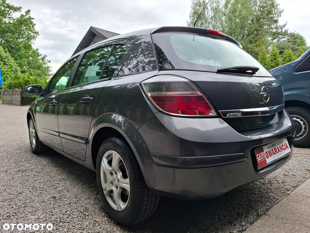 Opel Astra 1.6 Cosmo - 9