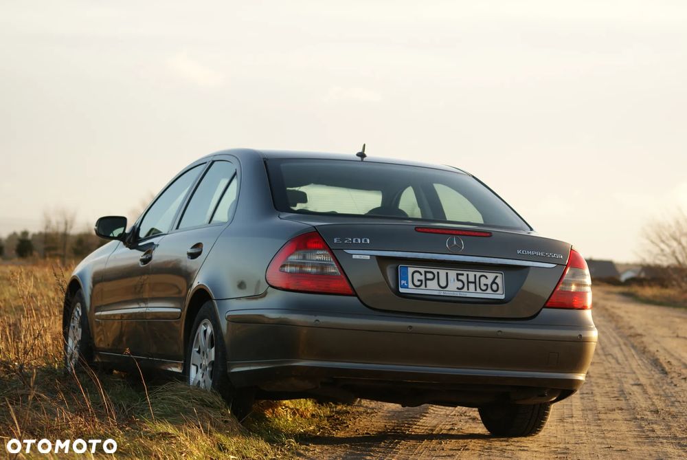Mercedes-Benz Klasa E - 12