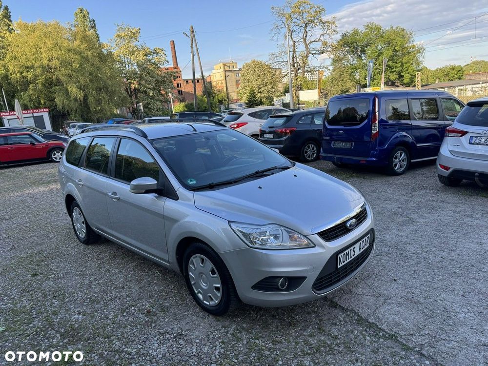 Ford Focus - 36
