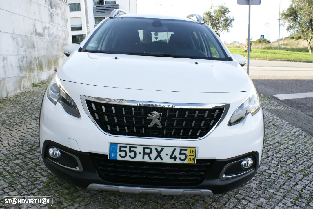 Peugeot 2008 1.2 PureTech Allure - 2