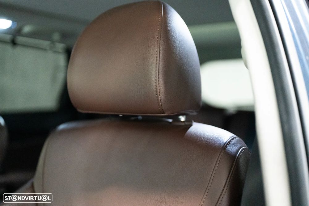 Kia Sorento 2.2 CRDi TOP Aut. - 35