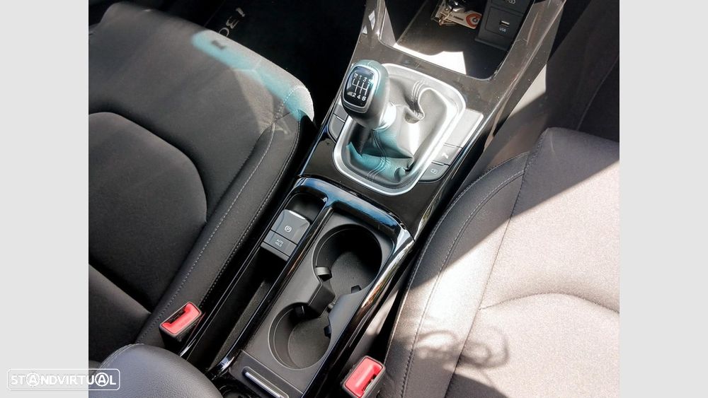 Hyundai i30 1.0 T-GDI Style Plus — fotografia 20