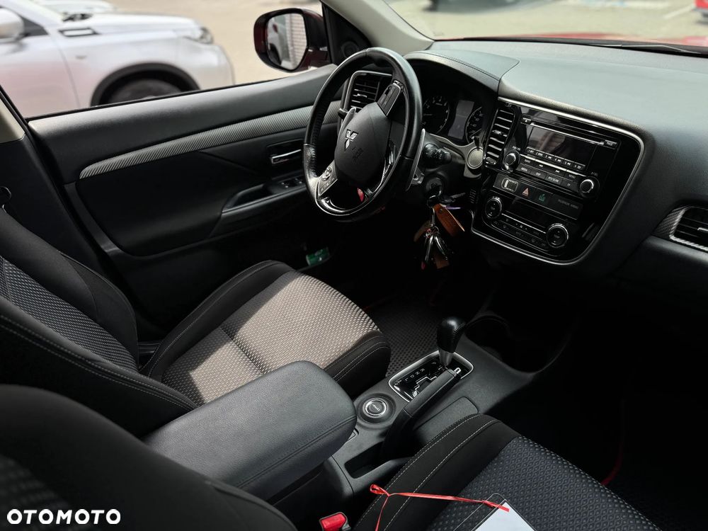 Mitsubishi Outlander 2.0 Intense 4WD CVT - 20
