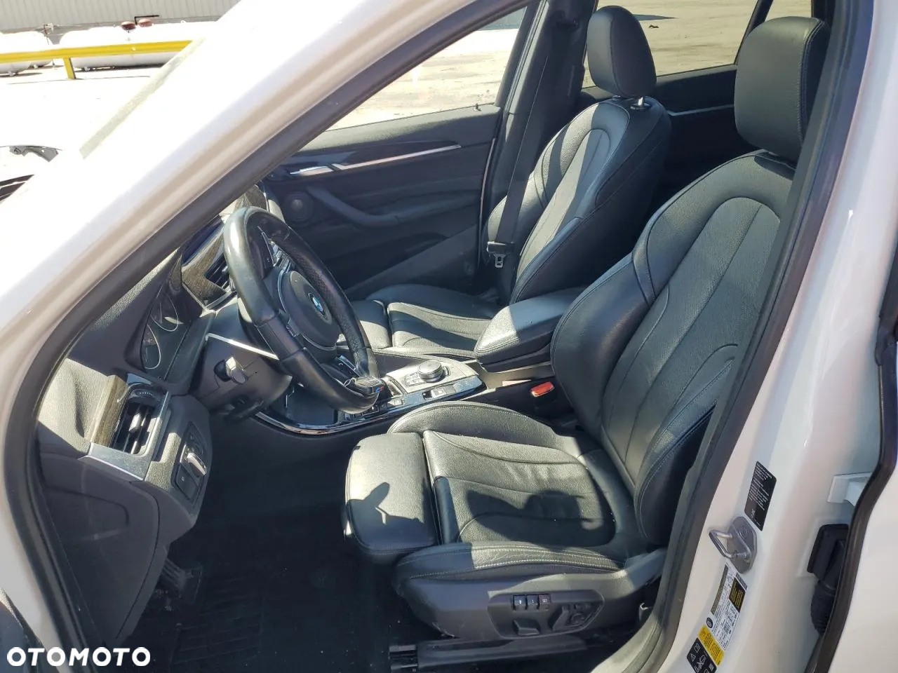 BMW X1 xDrive25i M Sport - 8