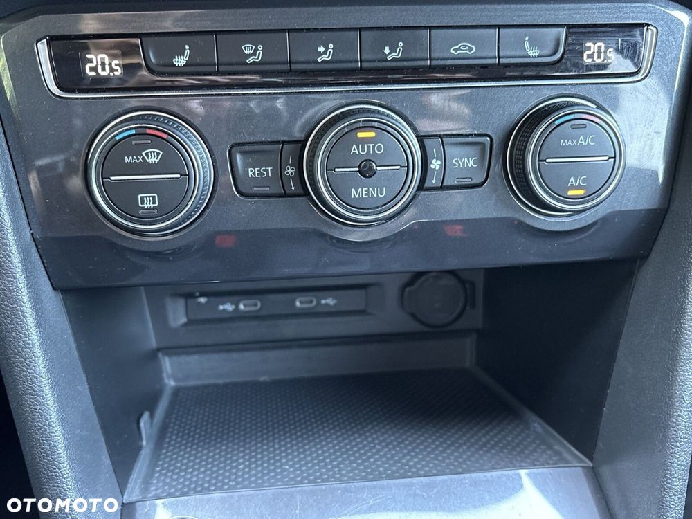Volkswagen Tiguan Allspace 1.5 TSI EVO Comfortline DSG - 23