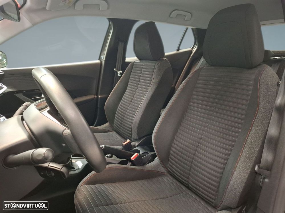 Peugeot 2008 1.2 PureTech Active Pack - 11