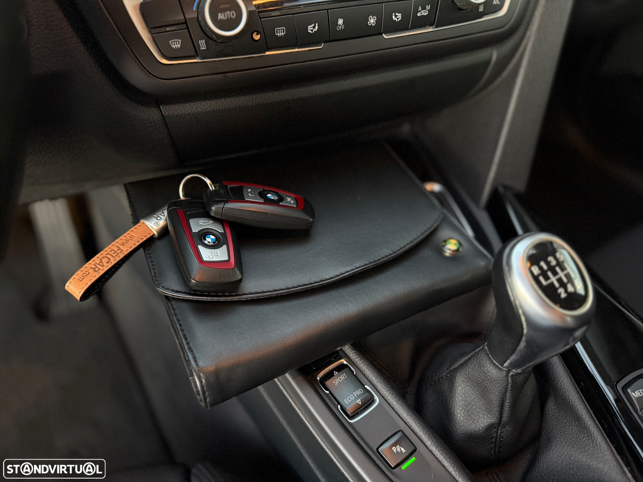 BMW 320 d EfficientDynamics Line Sport - 14