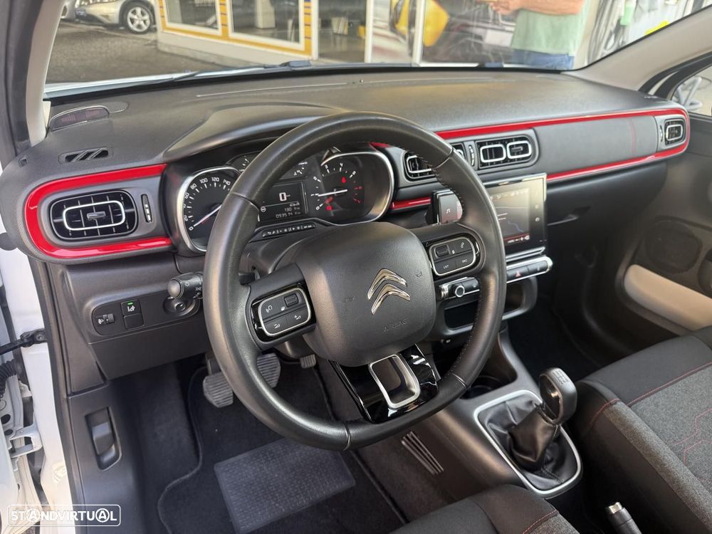 Citroën C3 1.2 PureTech Shine - 19