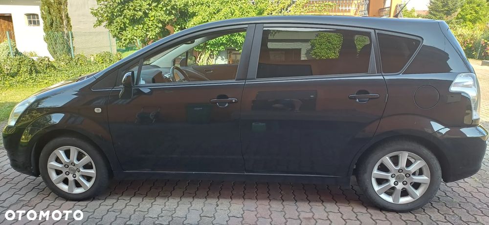 Toyota Corolla Verso - 5
