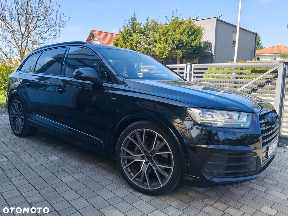 Audi Q7 - 1