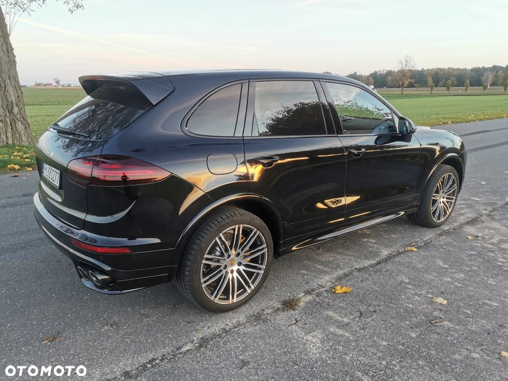 Porsche Cayenne S Diesel - 4