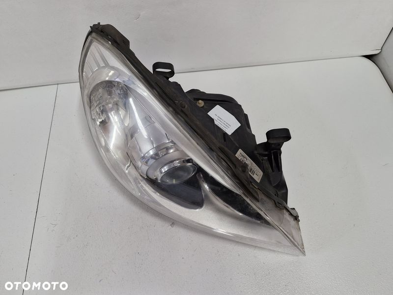 volvo s60 2 ii lampa prawy przód prawa przednia reflektor xenon ksenon uk 31299993 - 3