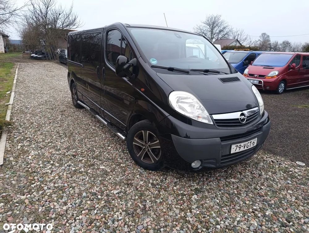 Opel Vivaro - 2