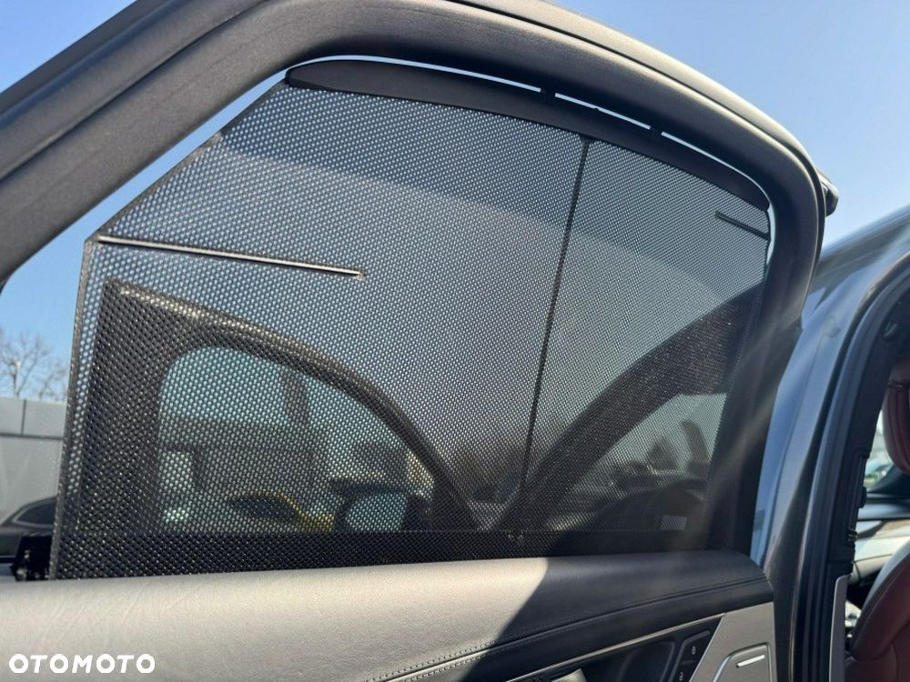 Audi S8 Plus 4.0 TFSI Quattro - 24