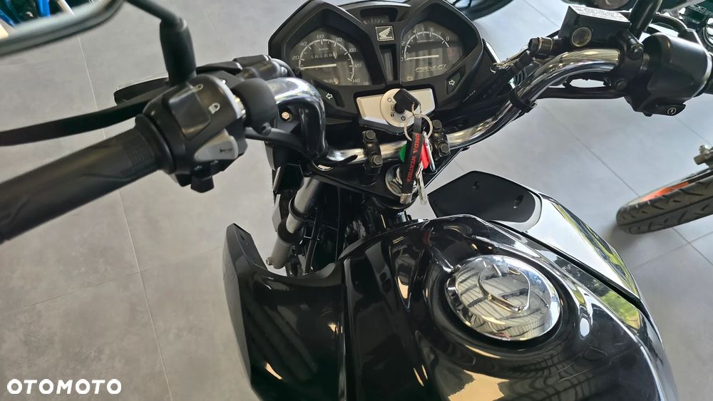 Honda CBF - 18