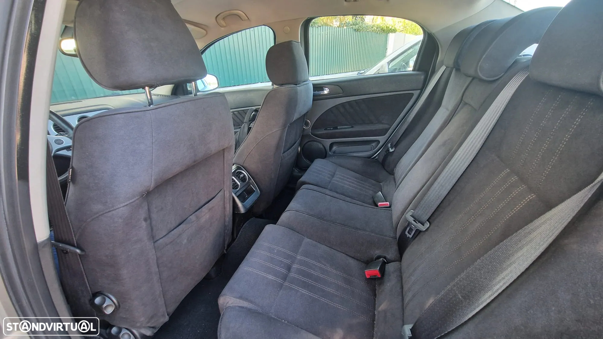 Alfa Romeo 159 1.9 JTDm 16V Q-Tronic - 16