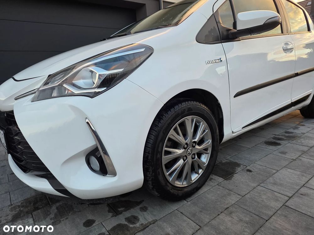Toyota Yaris 2017 photo 4