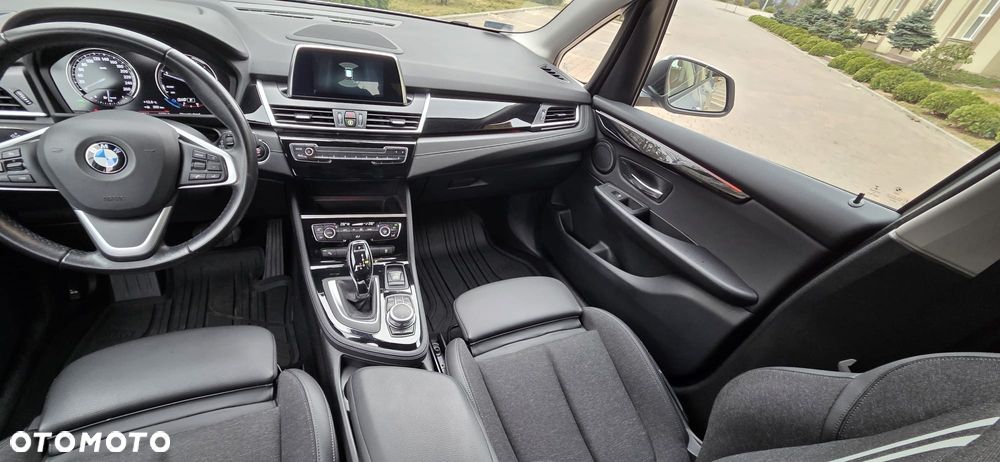 BMW Seria 2 220d xDrive - 3