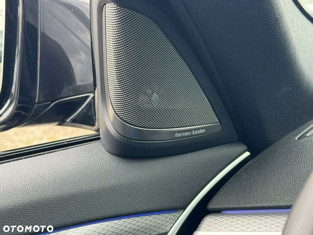 BMW Seria 5 520d M Sport Edition - 36