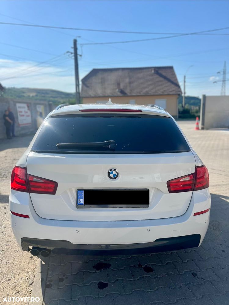 BMW Seria 5 525d xDrive AT - 2