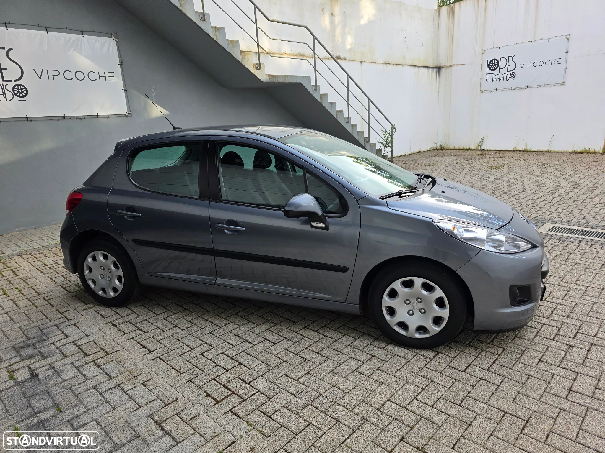 Peugeot 207 1.4 16V Active - 9