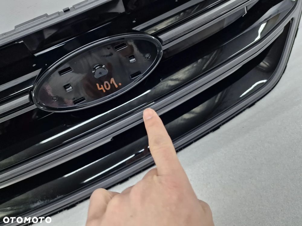 FORD EDGE II MK2 15- ATRAPA / GRILL PRZEDNI PRZÓD CZARNY NOWY ORYGINALNY ( OPCJA BEZ KAMERY ) , NR GT4B8200JBMAS / GT4B8200KB5FM6 / GT4B8200MF5FM6 / GT4Z8200KB / GT4Z8200 / GT4B8200 , NR AUKCJI GL401 - 13