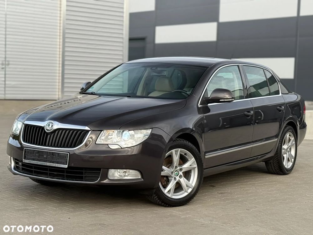 Skoda Superb 1.8 TSI DSG Exclusive - 5