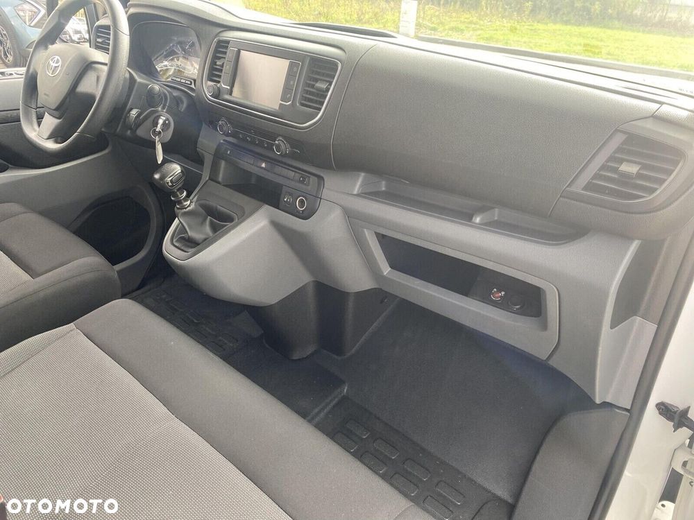 Toyota ProAce - 16